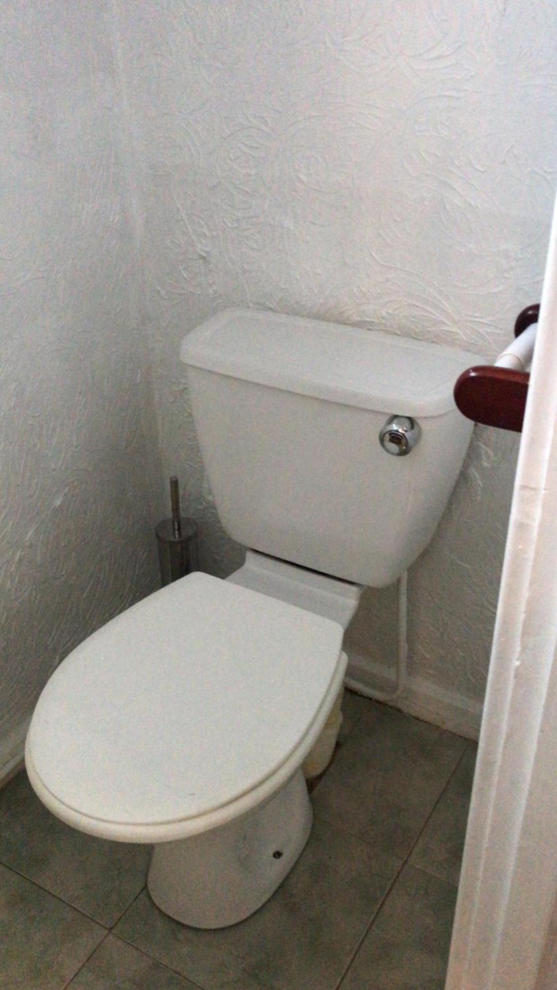 The Rose Apartment Родъръм Екстериор снимка